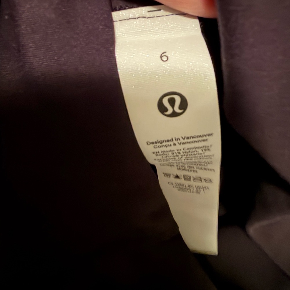 NWT Lululemon Nulu Slim-Fit High-Rise Skirt in Black Size 6 - Picture 9 of 11